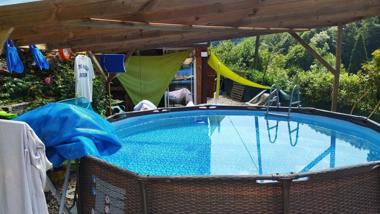 Abri De Jardin Amenage, Chambre Camping Glamour Hotell Lalaye Eksteriør bilde